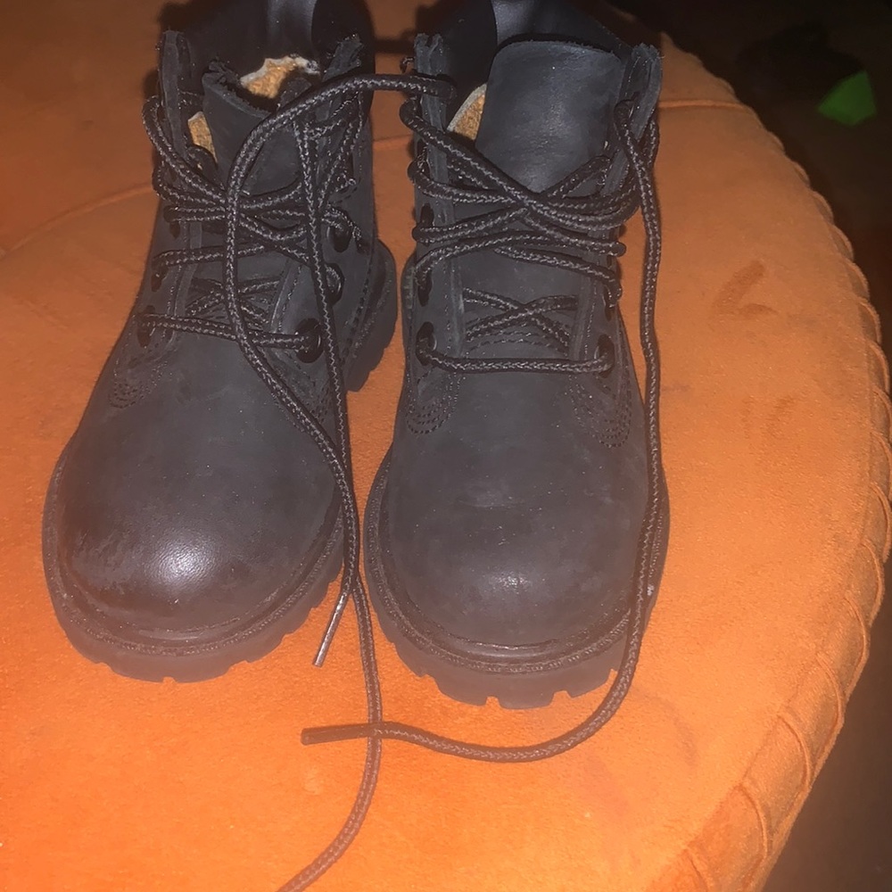 Baby Timberland boots. Black suede. GUC.
